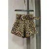 Shorts féminins hauts Haute Casual 2024 Spring Wide-Leg A- Line Fashion Leopard Print Suit Pantal