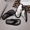 Raden Flip-flop 2023 Nya raden High Rise Matsuke Sole Leather Thick Sole Herringbone Slippers for Women's Extern Wear JW69