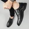 Casual Schuhe Frühlings- und Herbst-Schnürbetscheer-Ladungsmodelle für Männer mit dickem Fashion Business formelles Leder Moccasin Luxus