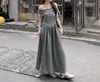 Kleid absolut schöne französische One-Shoulder-Kleidung weibliche Sommer-Taille dünne lange dünne Abschnitte machen alte Jeansrock