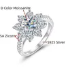 Anneaux de bande 2CT Ring Mosonite Sunflower pour les femmes 925 STERLSILVER ENGAGEMENT DE MEDIAL SPARKLIDAMOND BAND BRIDAL Set Gift Jewelry J240508