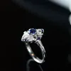 Кластерные кольца роскошные светло -голубые сапфир для женщин модное и классическое кольцо драгоценного камня Элегантное дизайн 925 Серебряные ювелирные подарки