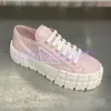 Geborsteld lederen sneakers voor mannen dames plat bodem wit platform schoenen klassieke schoenen sneaker designer ontwerper hoogwaardige tennisschoen trainer mode T26