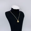 Collier pendentif en acier de marque de luxe en titane conçu pour les femmes à longue chaîne 18 km collier plaqué de créateur bijoux accessoires exquis couple cadeaux