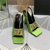 Serie di sandalo High Heel Womens Scarpe hardware Decorazione di scarpe esposte alla bocca superficiale 35-39