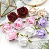 Kränze 30pcs/5 cm Hochqualität Flanell Rose Knospe Künstliche Seidenblume Köpfe DIY Geburtstagsfeier Hochzeits Handgelenk Blumen Kranz Kranz