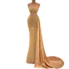 2024 Gold Mermaid Prom Dresses Sexy Crystal Prom Jurkens Jewel Neck Illusion Mouwloze Rhinestone Beads Sheer Formal Evening Jurk Open Back Back