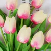 Fleurs décoratives couronnes 5pcs orange tulip fleur artificiel tulip bouquet pe fausse fleur fleur pour le jardin de jardin décor de mariage décor de mariage
