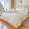 Conjuntos de cama 4pcs beliscar com tampa de edredão texturizada conjunta de edredão com algodão lavado Pintuck White Consolador 200x230cm travesseiro de camisa