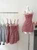 Robes décontractées 2024 Sweet Elegant Plaid One Piece Robe Femme Summer Slash Neck Spaghetti STRAP FEMME OFF BROY