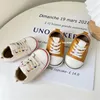 Springautumn Bebek Ayakkabı Deri Toddler Boys Yalınayak Ayakkabı Yumuşak Sole Kızlar Açık Tenis Moda Küçük Çocuk Spor Sakinleri 240430