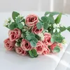 Fleurs décoratives Silk Artificiel Rose S Christmas Wedding Bridal Bouque Garden Wall Couronnes Home Box Box Box Festival Décoration