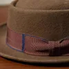 Bérets Austrailian Wool Mens Hat Fedora - Top plat à bordure courte feuillette avec une couleur de café noir