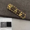 Luksusowy 18-karatowy złoto broszka projektant klasyczny Minimalistyczny projekt Modna broszka wysokiej jakości marka urocza impreza broszka