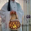 Halter Wicker Lantern Elektronische Kerzenhalter hängende Windschutzfestival Dekor runde Hochzeits Vintage Holz Kerzenstick