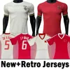 2002 China retro voetbalshirts J y shao h d hao ch yang mannen uniformen spider jerseys rood weg witte Chinese voetbal shirts s-2xl