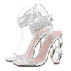 2024 Elegant sexy schmale Band Crystal Decoration amüblierter Freet-Absätze Frauen Summer Square Head-up Sandals Party Club