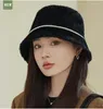 Berets Winter Bucket Hats For Women Flat Top Fisherman Cap Female Keep Warm Fashion Design Beads Chain Faux Fur Korean