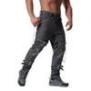 Jeans masculin nouvellement arrivé pour hommes de la mode Jogger Hip-hop Punk Rock Pantalons de cartes à zétre à fermeture à glissière Mentide Vintage Shift Direct Shipping J240507