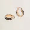 Desinger Jewelry Miui Enamel Earrings甘いファッショナブルな汎用性の高いハイグレードU字系クリップレター女性イヤリング