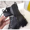 JC Jimmynessity Choo Leather Boots embellis Cruz Crystal Combat Black Chaussures Femme Grandy Femmes Ankle Brand Knight Motorcycle courte 3pzt