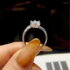Cluster anneaux KNB 1CT Classic délicat certifié Moisanite Diamond Wedding for Women Real 925 Silver Silver High Quality Fine Jewelry
