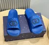 Designer Slippers vrouwen en mannen Hooked G glad sandalen vaste kleur dikke zool rubber zacht lederen knop zwarte mannen slippers