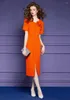 Sukienki imprezowe ZJYT Eleganckie lato dla kobiet 2024 Luksusowe guziki 3D Floral Midi prosta sukienka wieczorowa krótkie rękawie pomarańczowa szata