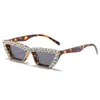 Óculos de sol para mulheres Novo olho de gato leopardo diamante pequeno moldura de moldura de envidrantes de designer Óculos UV400 Marca de luxo retro óculos de sol Polícia