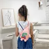 Ryggsäckar tecknad film småbarn axelväskor baby utomhus resor ryggsäck barnväskor unisex cross-body Dinosaur Mini bröstväska 3-6 år