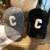 Ball Caps LETTRE COURTUROY C AUTUMNE HIVER BASEALBAL Men de baseball Femmes Couleur solide Couleur Pony Sport Chapeau réglable Unisexe Hip Hop Dad Trucker Caps D240507