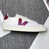 2024 Été Hot Français Brésil Vert Low-Carbone Life V Organic Cotton Flats Platform Sneakers Femmes Casual Classic White Designer Chaussures Mens Mens 36-45 T58