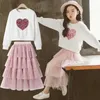 Mädchenkleider Mode Mädchen Kleid 2024 Frühlings-/Sommer Kinderpullover+Kleid 2pcs lässige Kinderkleid Langarm Kleid Jugendmädchen 8 10 Jahre alt240508