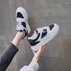 Scarpe casual Spring Women Leather White Strip Strip Skateboard Girl Student Sneakers Vulcanized