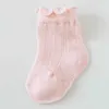 Calzini per bambini calzini calzini neonati accessori per bambini solidi floreali abiti regalo didlers per bambini cose da bambino oggetti in pizzo mesh estate