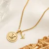 Conception de collier pendentif en or 18K