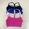 Sous-vêtements actifs Couleur solide y forme des femmes Fitness Bra Trainage complet Jog Gym Top de yoga Tank Soft Shockproof avec poitrine High Strength D240508