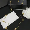 Neue Stile Anhänger Designer Halsketten Choker Brief Anhänger Männer Frauen Marke 18K Gold Edelstahl Halskettenketten Hochzeit Schmuckzubehör Accessoires