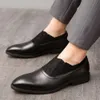 Business Black Shoes for Men Wingtip Detalhe Socestros de vestido