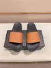 Amante casal designer sliders de borracha feminino homem desliza slipper clássico VISETOS Mens Plataforma plana FLIP FLIP CLÁSSICO NÃO LIME