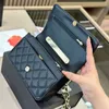 Torebki torebki torba woc kosmetyczna Matel Crossbody rączka luksusowa torba sprzętowa designerka cowhide ramię ramię hasp skóra prawdziwa c gefk