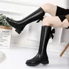 Botas calzado plano damas largos zapatos de eje de la rodilla de invierno para mujeres negras elegantes con tacones bajos impermeables en venta pu 39