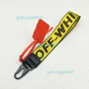 Merk Key Chain Yellow canvas borduurwerk Engelse letters mobiele telefoon hangerse Eggo