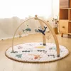 1 Uppsättning av baby trärlek Gym Mobilsupphängning Sensor Toys Rocket Mouse Activity Toys Folding Play Frame Room Decoration Toys 240426