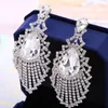 Orecchini a pennello Fashion Charm Rhinestone Unique Crystal Earring Bride Wedding Banquet Drop Ball Accessori 171106-5