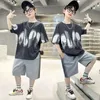 Garçons d'été 2pcs de style hiphop tshirtspants costumes à manches courtes 414 ans