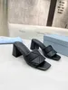 デザイナーサンダルレディースサンダルラグジュアリーヒールスライダーブラシ付きレザーポンプ夏のスクリーンプリントハイヒールファッションフラットラグジュアリースリッパクラシックシューズ付き箱
