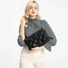 Za gewatteerde tas merk luxe ontwerper dames schouderbagsthick metalen ketting vierkant portemonnees top verkopende handtas koppeling 240429