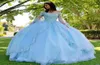 Light Sky Blue Long Rleeves koronkowe sukienki quinceanera w rozmiarze plus quinceanera Applique cekinowe koraliki Słodka 16 sukienka vestidos de debiuta8676733