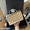 Woc metalen tas luxe tas stijlvolle vrouwen hardware handtas lederen diamant gouden make -up hendel spook portemonnee cc ketting crossbody matelasse sh ejtu